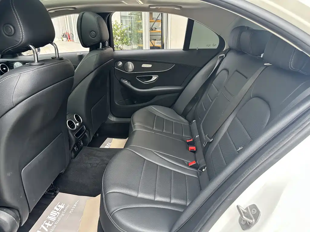 Mercedes-Benz C-Class 2021 — фото 12