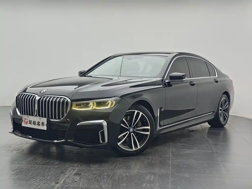 BMW 7 Series 2021 — фото 1