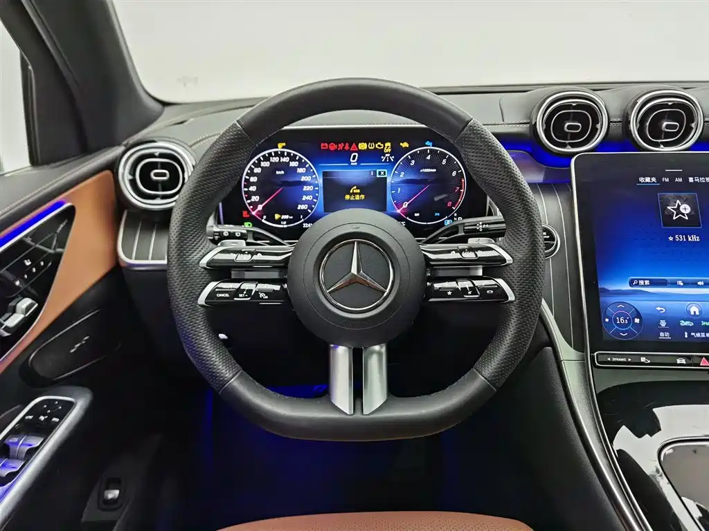 Mercedes-Benz GLC 2023 — фото 11