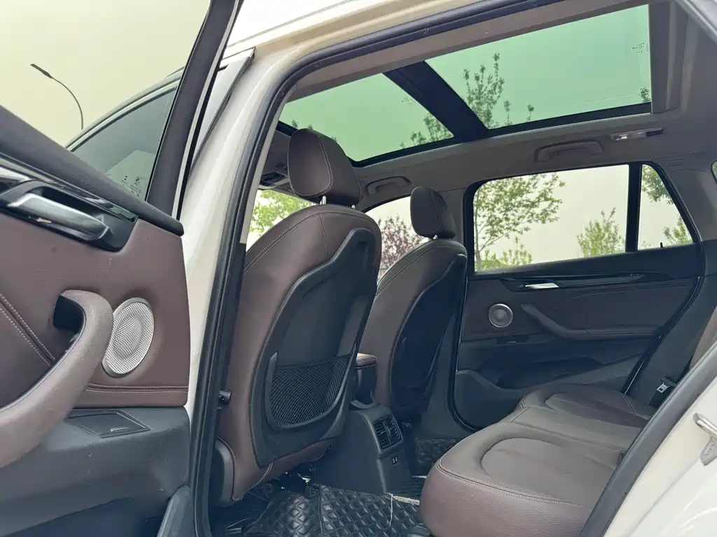BMW X1 2022 — фото 13