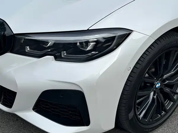 BMW 3 Series 2022
