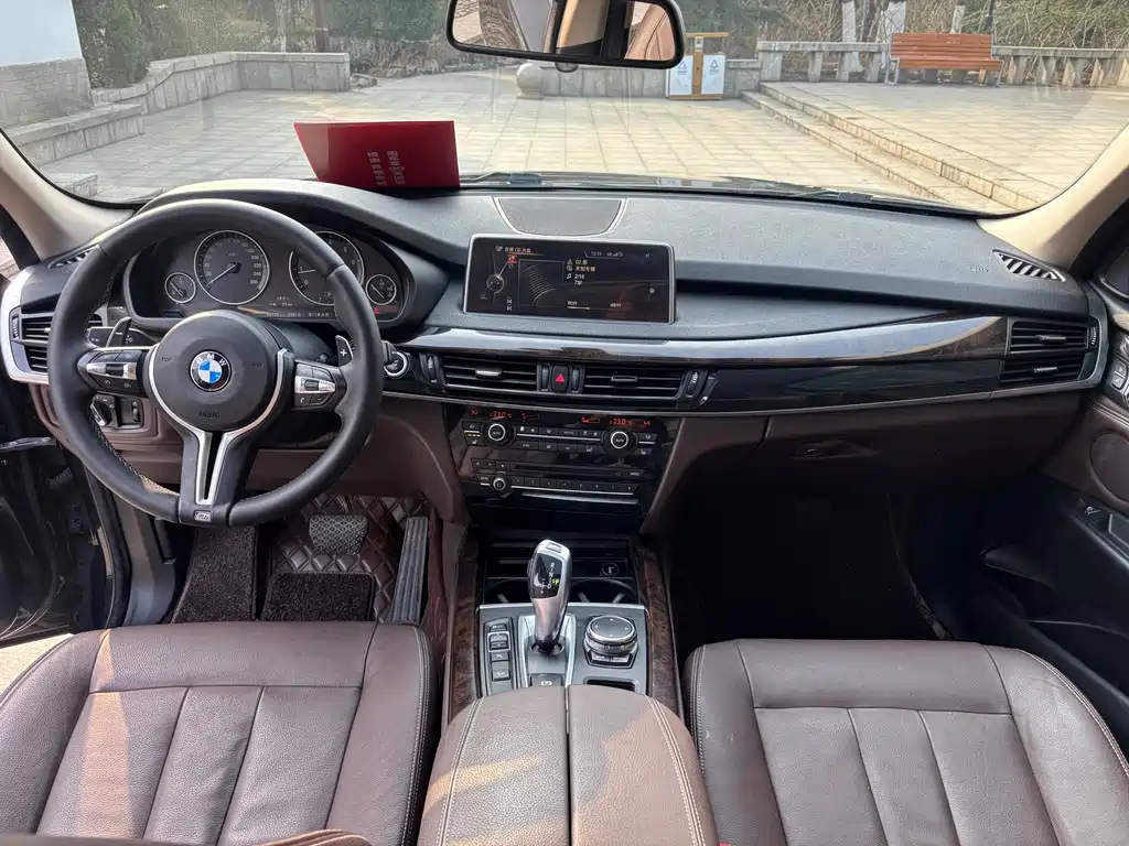 BMW X5 2016 — фото 8