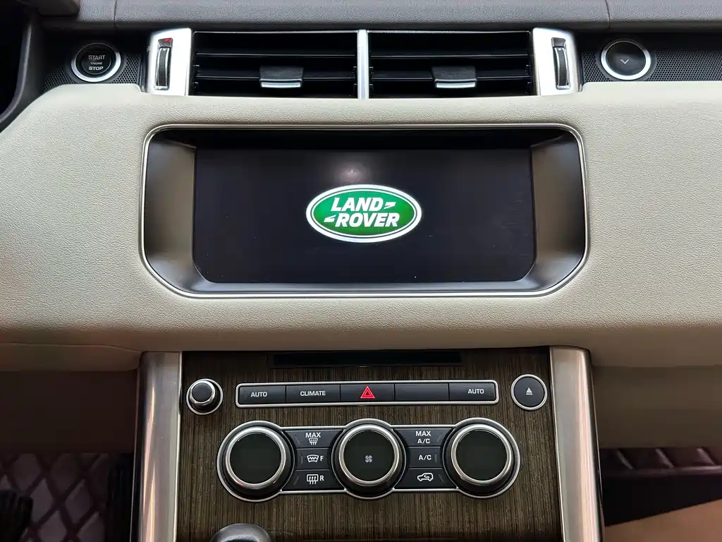 Land Rover Sport 2017 — фото 17
