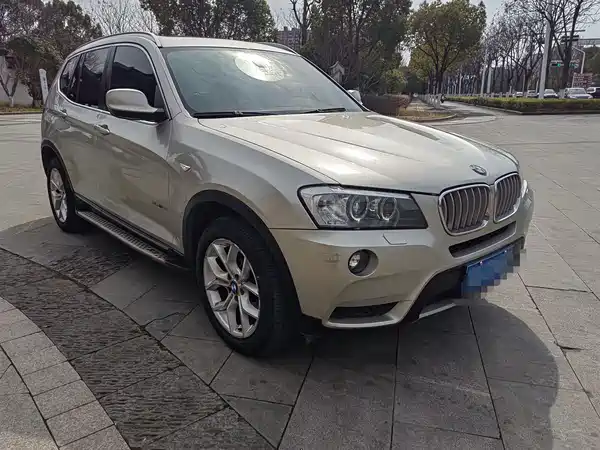 BMW X3 2011