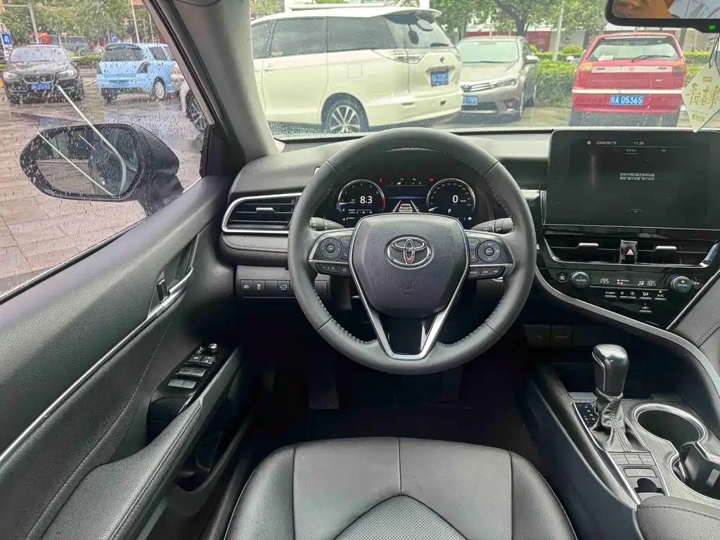 Toyota Camry 2021 — фото 15