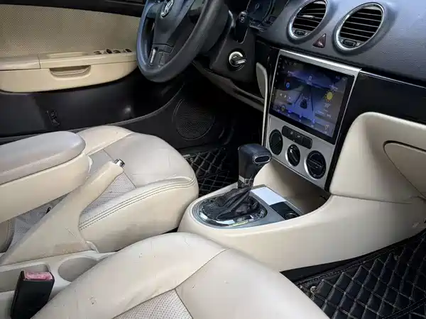 Volkswagen Lavida 2012