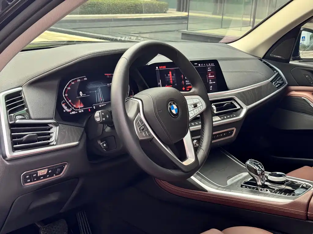 BMW X7 2019 — фото 15