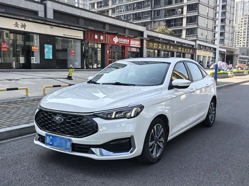 Ford Escort 2021