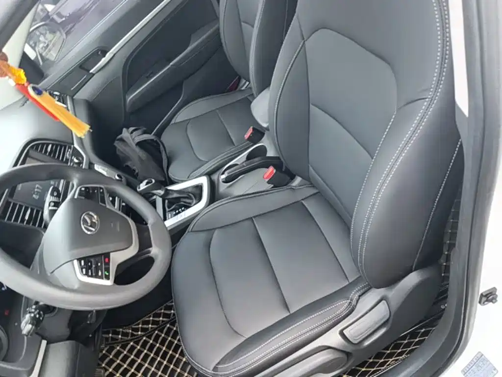 Hyundai Elantra 2018 — фото 15