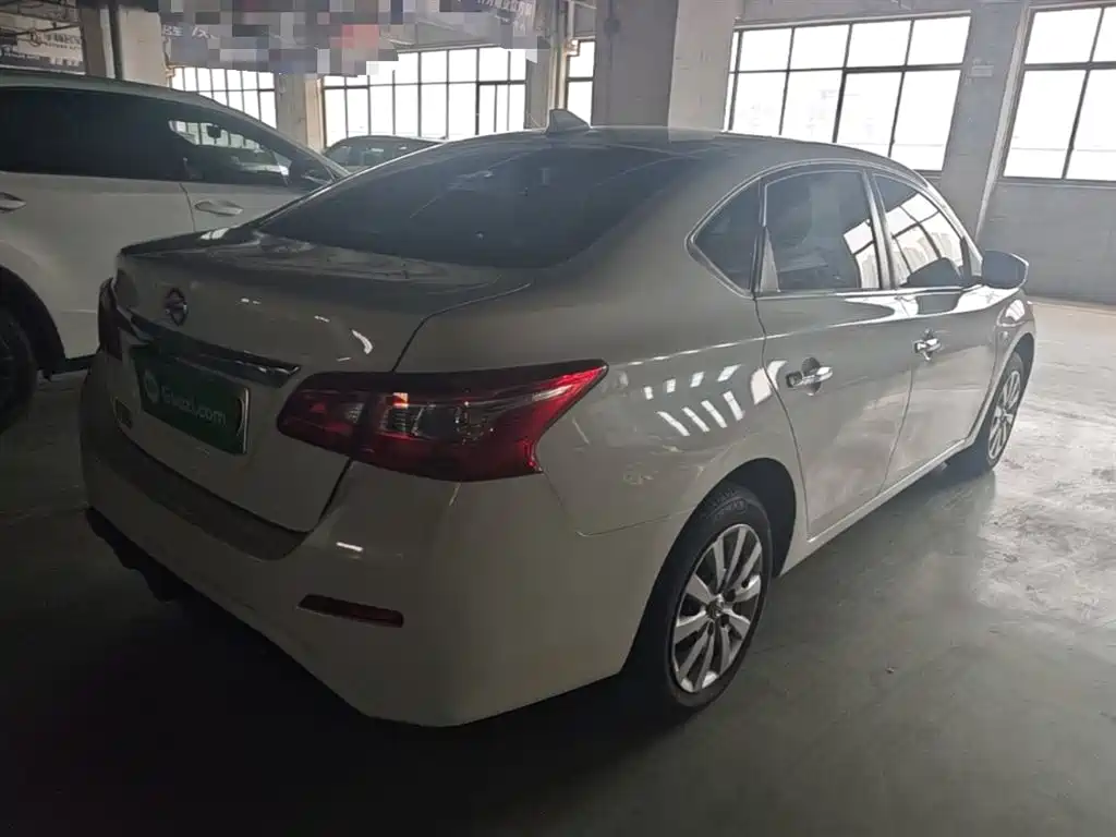 Nissan Sylphy EV 2019 — фото 7