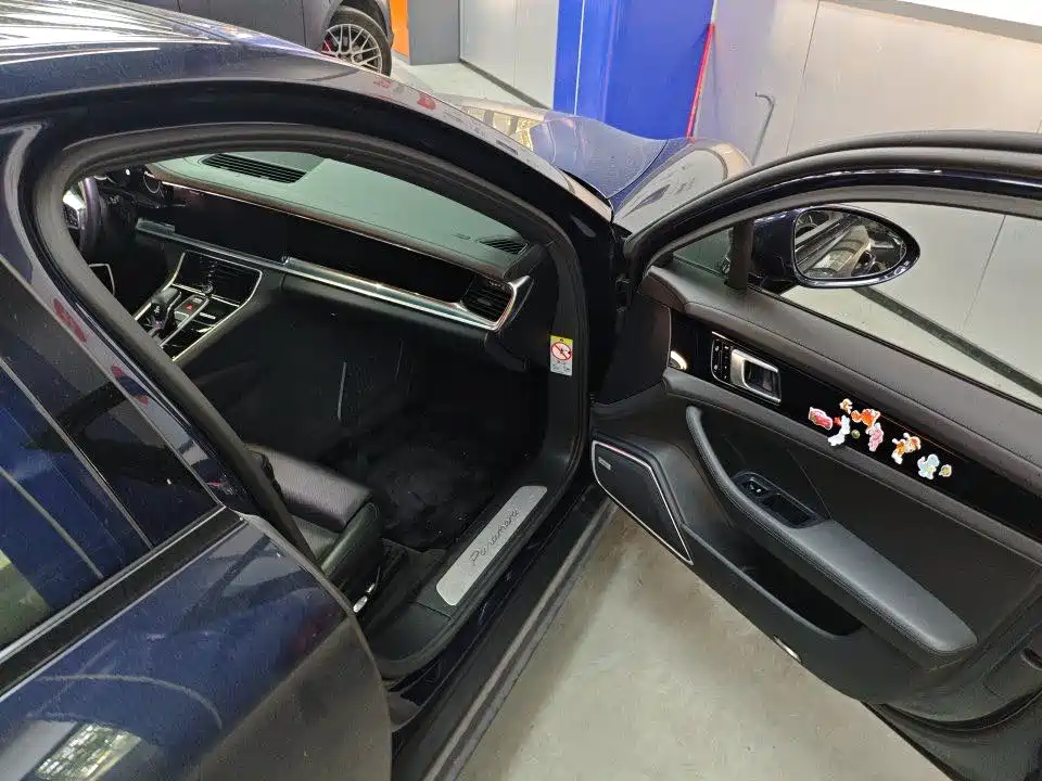 Porsche Panamera 2020