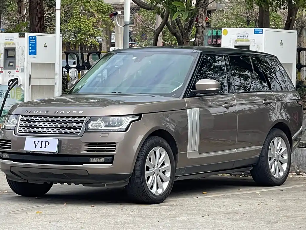 Land Rover Range Rover 2015 — фото 1