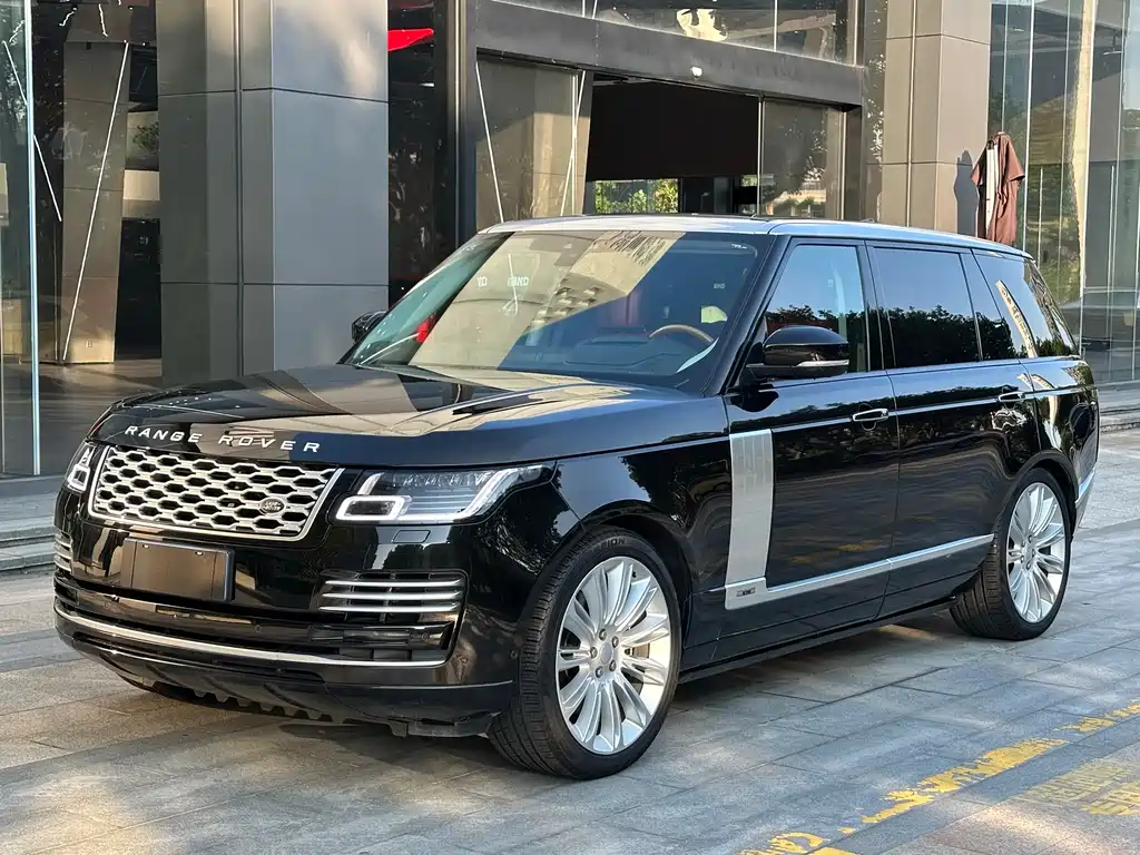 Land Rover Range Rover 2020 — фото 1