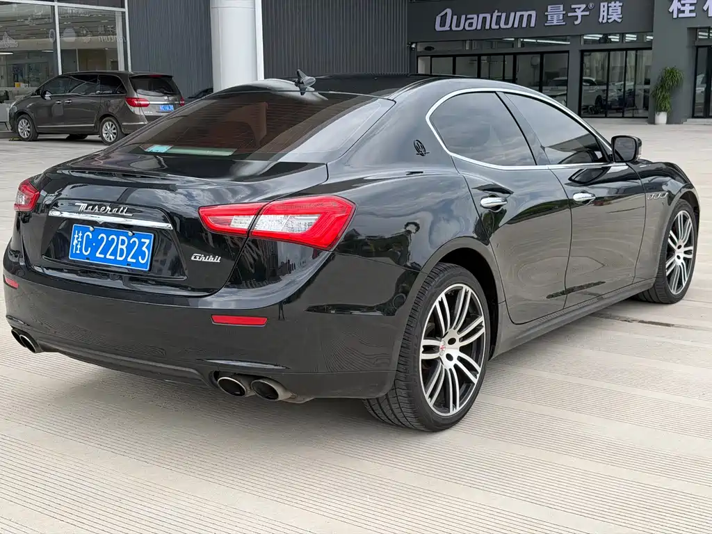 Maserati Ghibli 2016 — фото 4