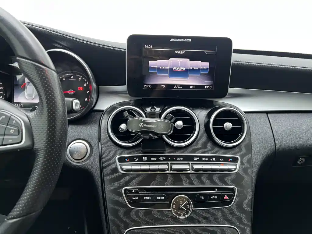 Mercedes-Benz C-Class 2018 — фото 15