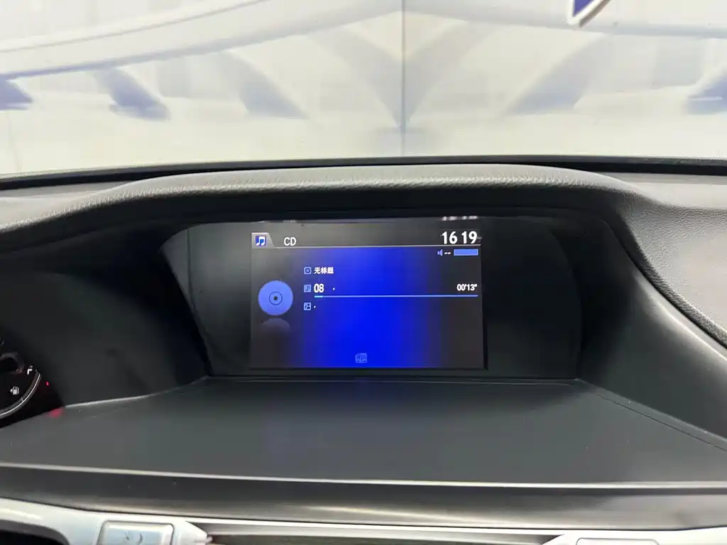Honda Accord 2018 — фото 10