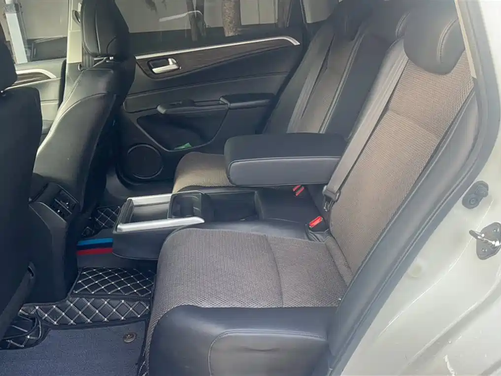 Honda Jade 2018 — фото 10