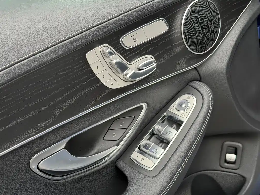 Mercedes-Benz C-Class 2021 — фото 13