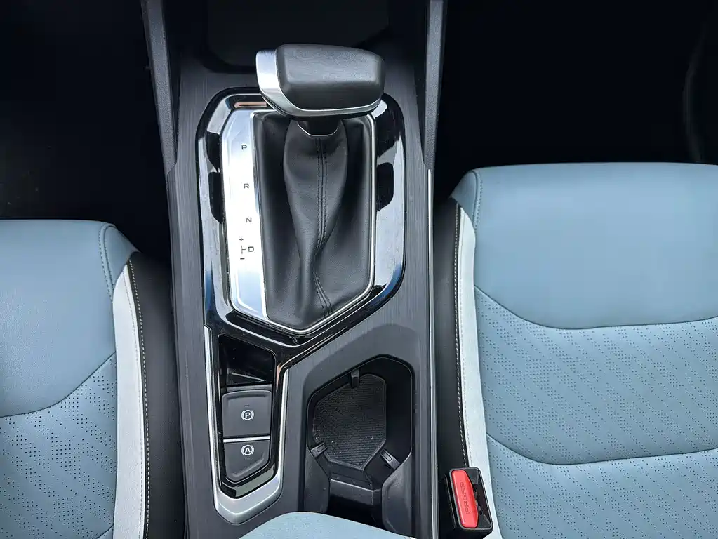 Geely Emgrand S 2022 — фото 15