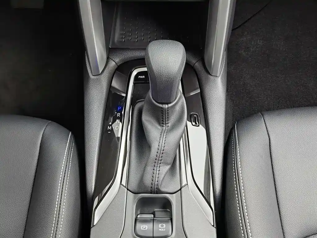 Toyota Corolla Cross 2025 — фото 13