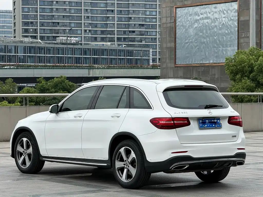 Mercedes-Benz GLC 2017 — фото 3