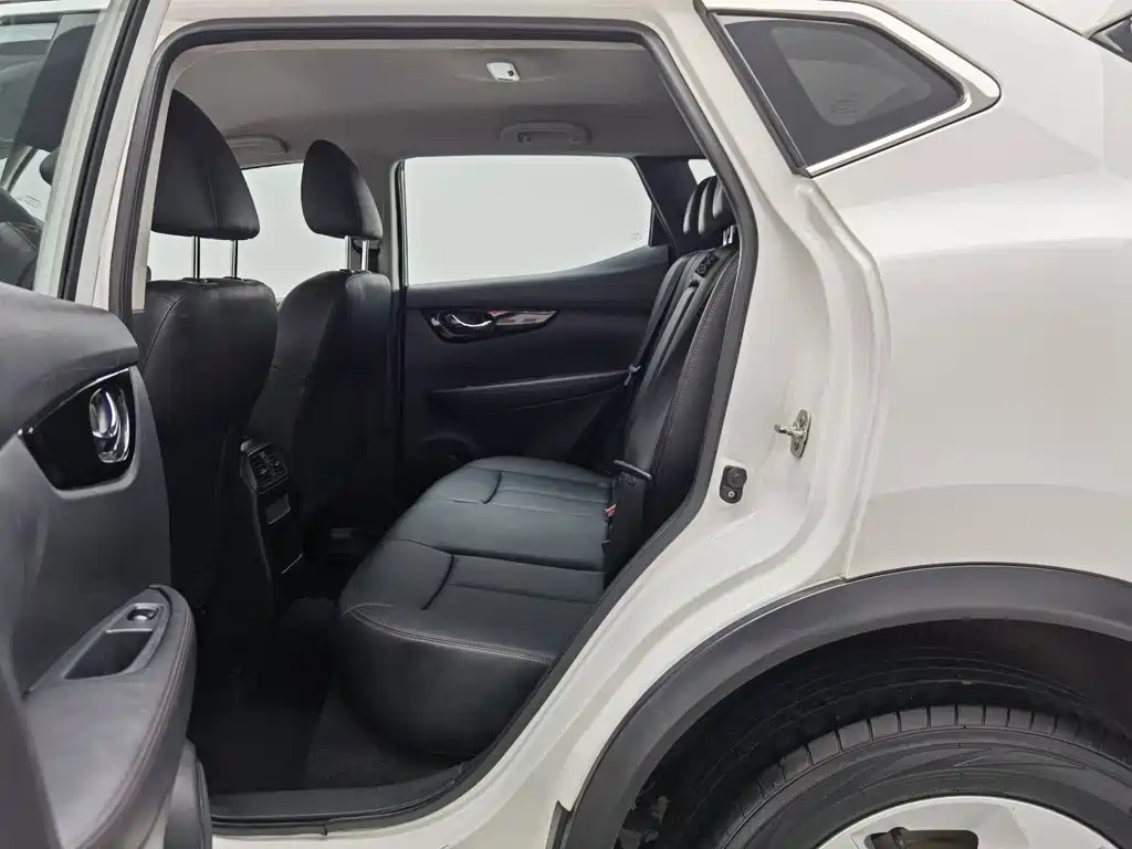 Nissan Qashqai 2022 — фото 15