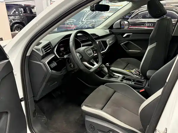 Audi Q3 2023
