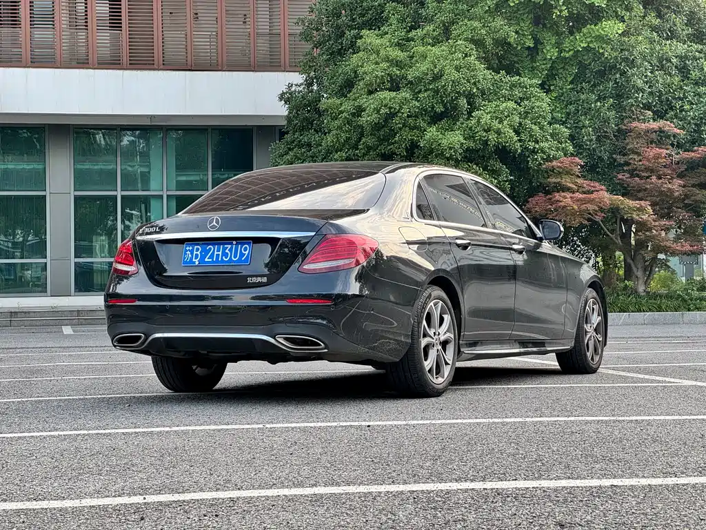 Mercedes-Benz E-Class 2020