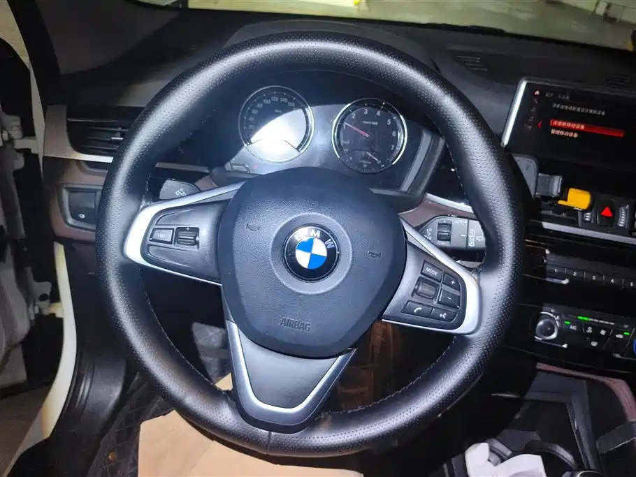 BMW X1 2020 — фото 15