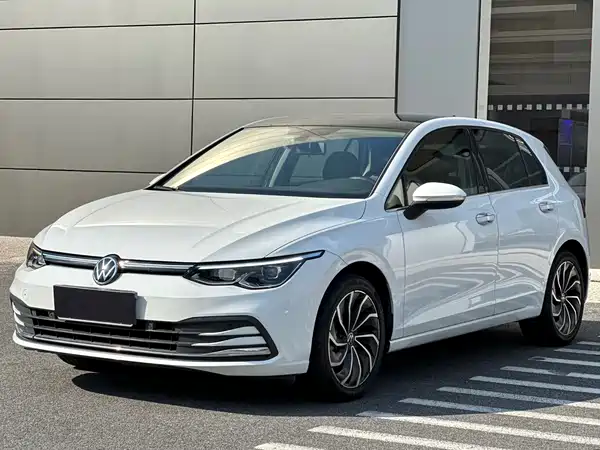 Volkswagen Golf 2022