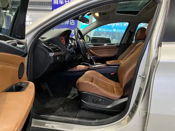 BMW X6 2012