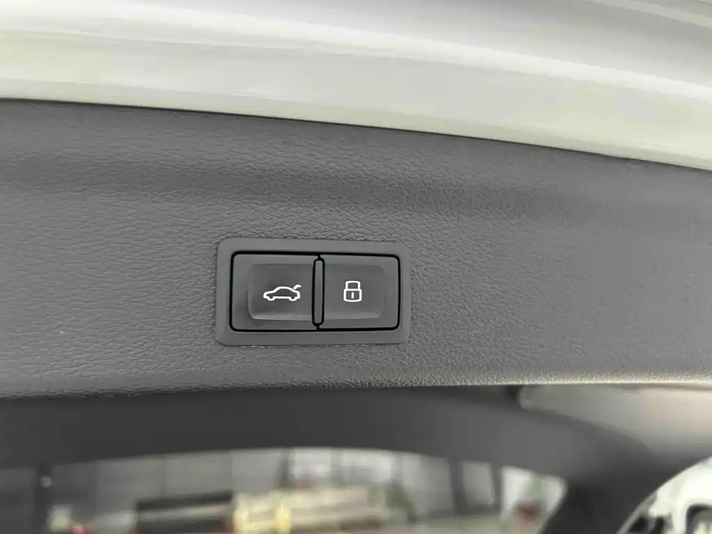 Audi Q3 2022 — фото 17