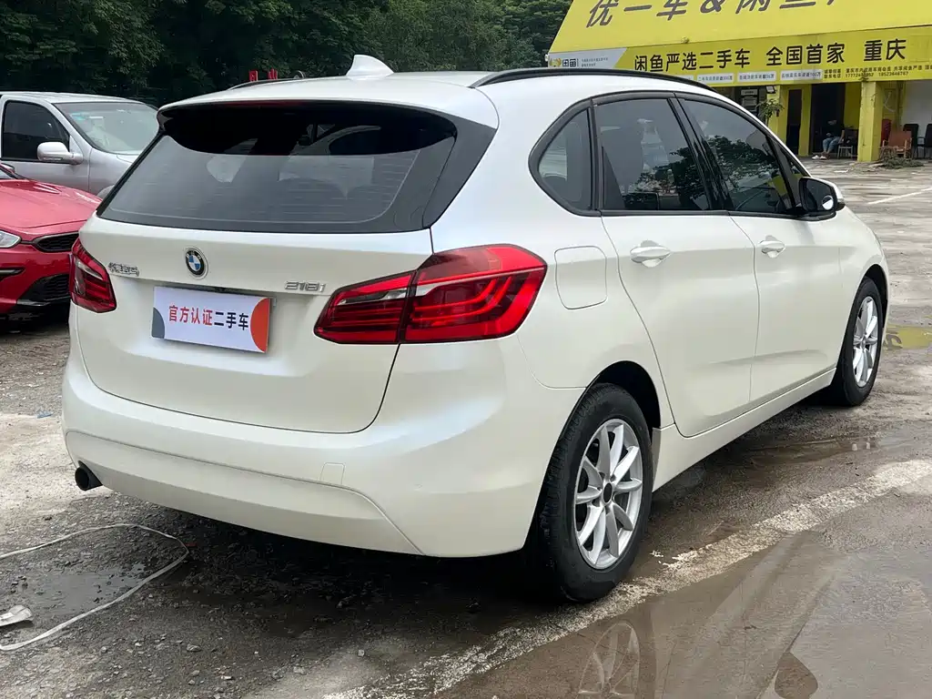 BMW 2 Series Active Tourer 2017 — фото 6