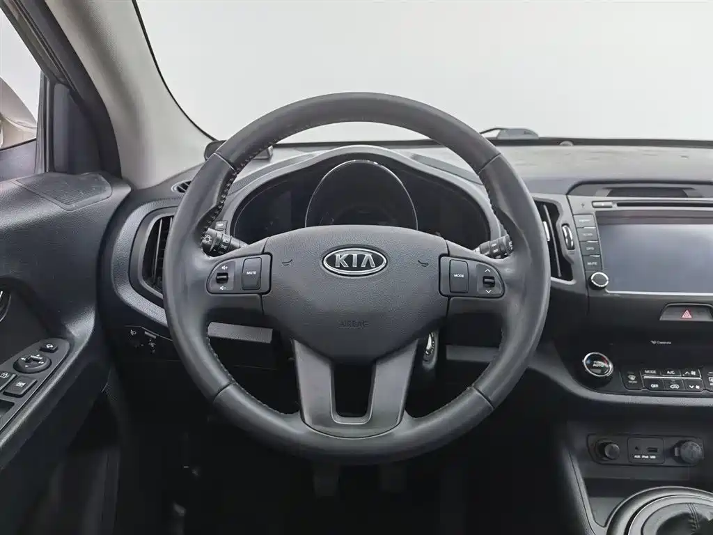 Kia Sportage 2013 — фото 11