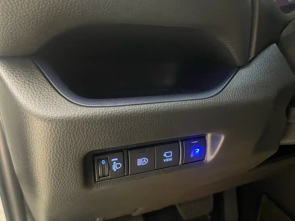 Toyota Wildlander 2021 — фото 19