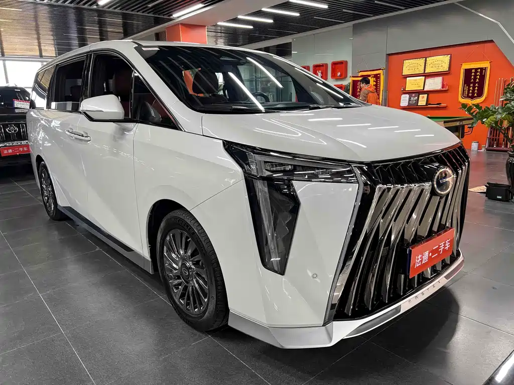 GAC Motor Trumpchi M8 2023 — фото 3