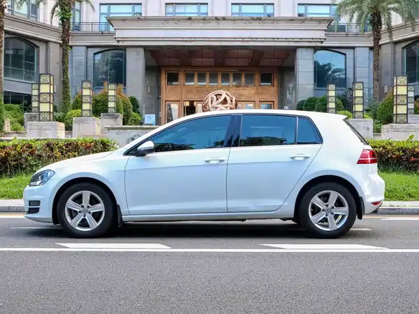 Volkswagen Golf 2014