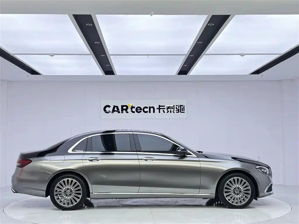 Mercedes-Benz E-Class 2023 — фото 4