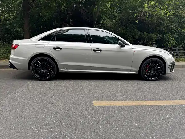 Audi A4L 2022