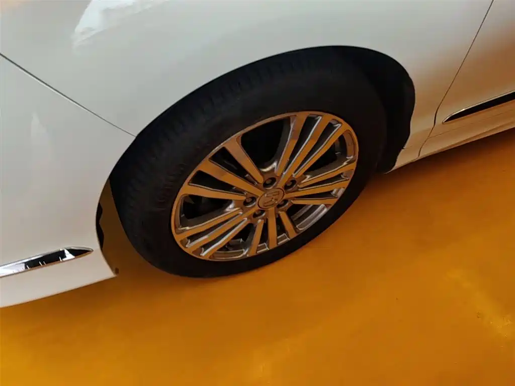 Honda Elysion 2017 — фото 23