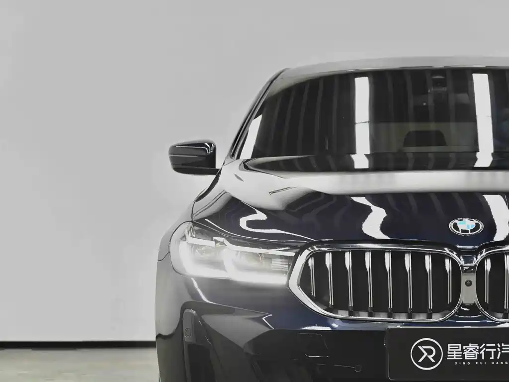 BMW 6 Series GT 2024 — фото 18