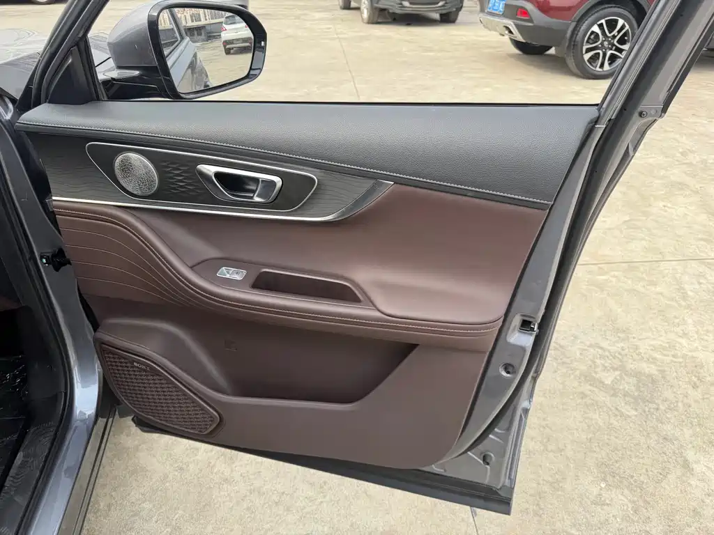 Chery Tiggo 8 PRO 2025 — фото 23