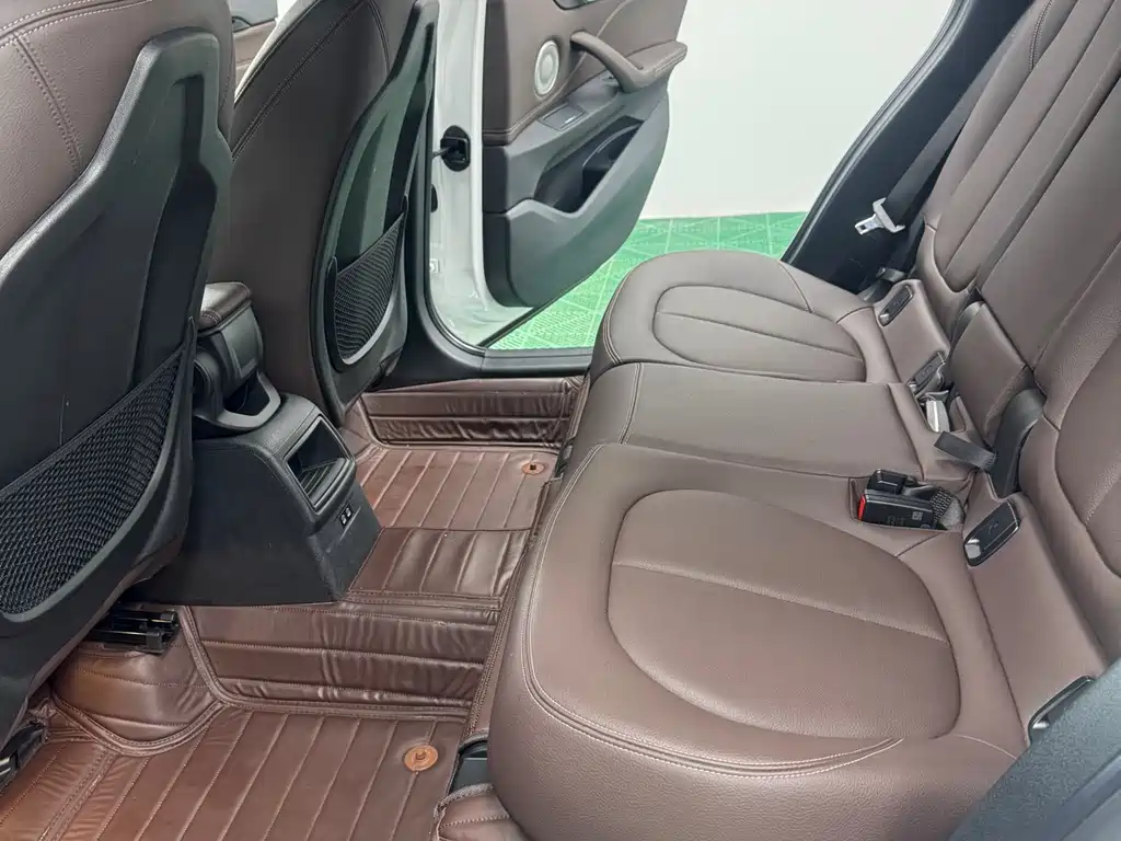 BMW X1 2022 — фото 12