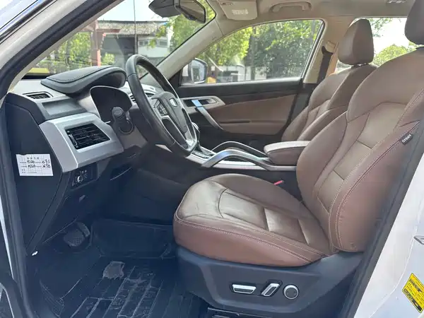 Geely Boyue 2017
