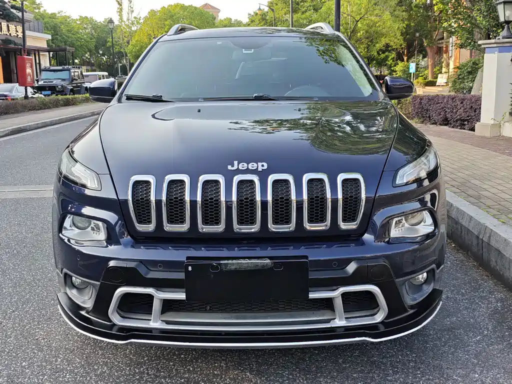 Jeep Cherokee 2016 — фото 2
