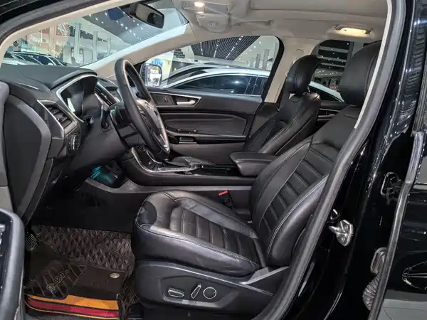 Ford Edge 2018
