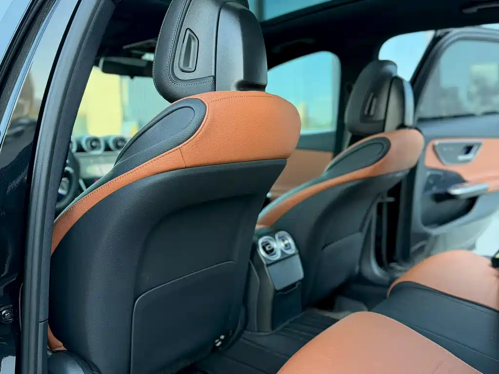 Mercedes-Benz C-Class 2023