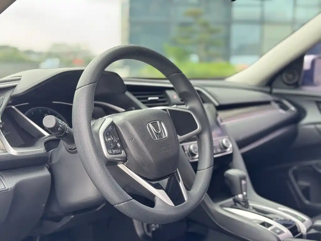 Honda Civic 2021 — фото 13