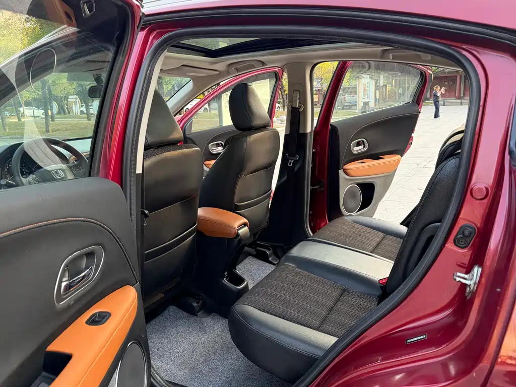 Honda Vezel 2015 — фото 13