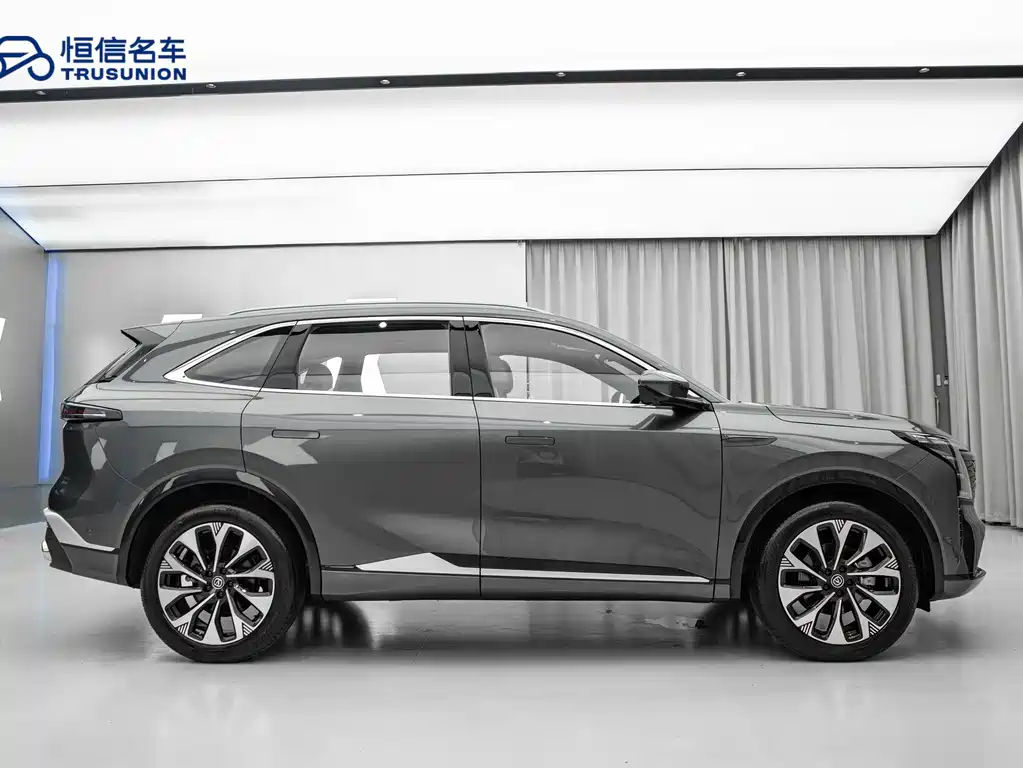 Changan CS75PLUS 2025 — фото 7